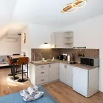 Apartment Deres Apartmanhaz Lokut