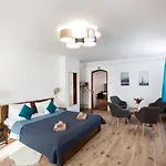 Apartment Deres Apartmanhaz *