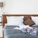 Deres Apartmanhaz Διαμέρισμα