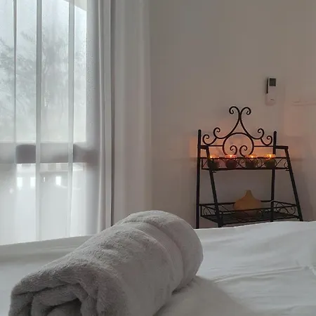 شقة Deres Apartmanhaz Lokut