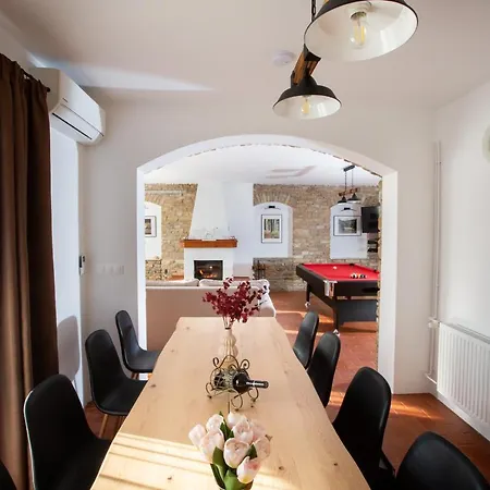 Apartman Deres *