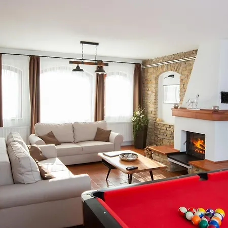 Appartement Deres Apartmanhaz Lokut
