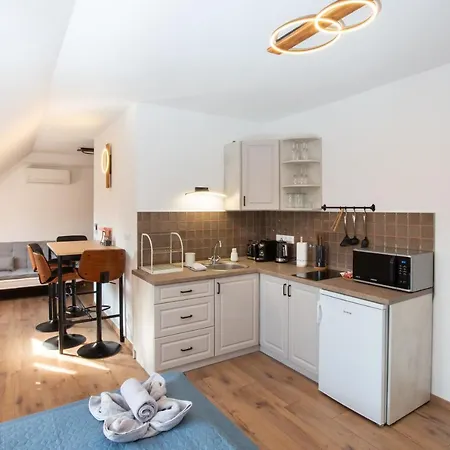 Appartement Deres Apartmanhaz Lokut