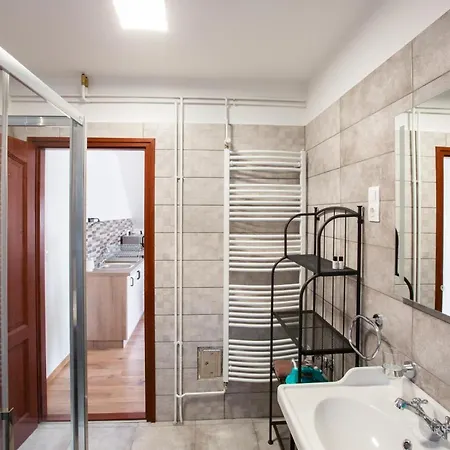 아파트 Deres Apartmanhaz Lokut