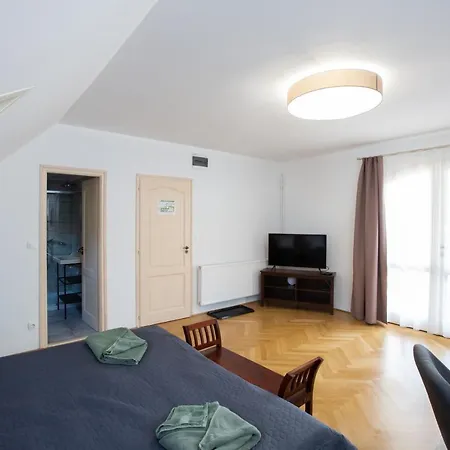 아파트 Deres Apartmanhaz