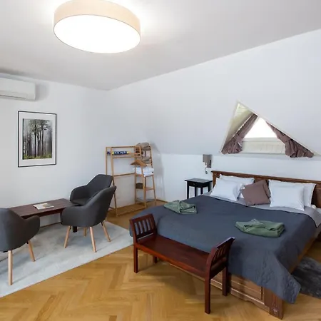 Deres Apartmanhaz Appartement
