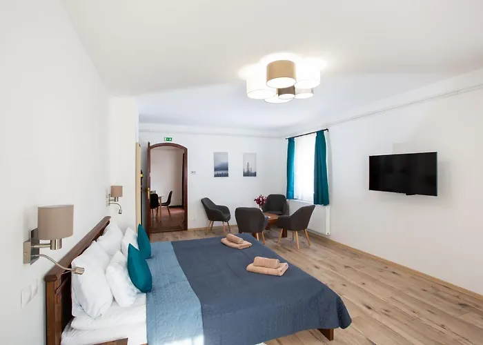 Deres Apartmanhaz * Lokut