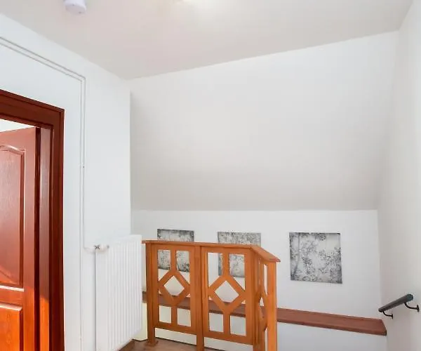 Deres Apartmanhaz Apartament *