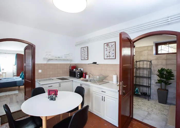 Deres Apartmanhaz *